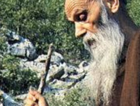 Padre Guglielmo Gattiani in cammino